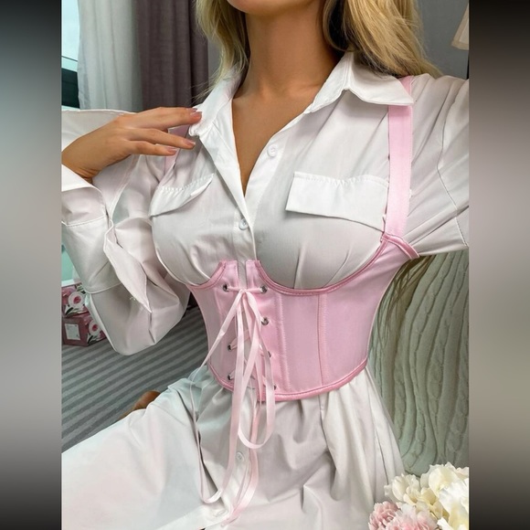 SHEIN Accessories - Lace Up Front Under Bust Corset